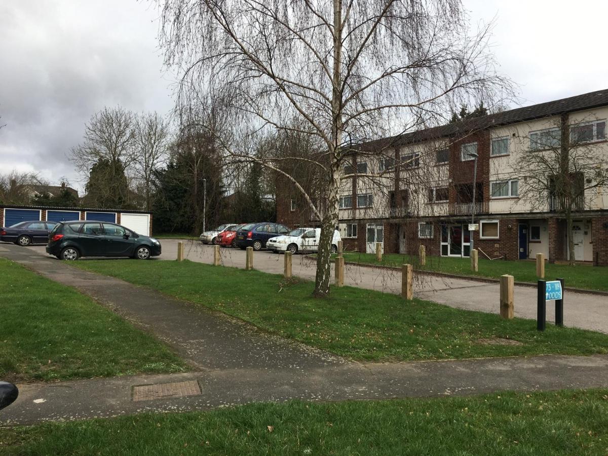 ビショップス・ストートフォードSpacious Ground Floor Studio Flat - Easy Access To Stansted Airport, London And Cambridgeアパートメント エクステリア 写真